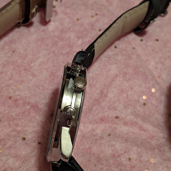 Geneva Watch - Picture 15 of 15